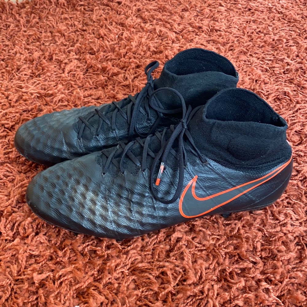 Nike Magista Obra 2 soccer cleats